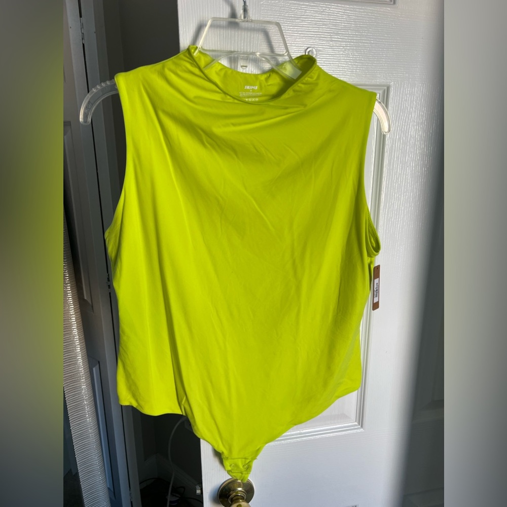 NWT SKIMS FITS EVERYBODY SLEEVELESS MOCK NECK BODYSUIT | NEON LIME 3x